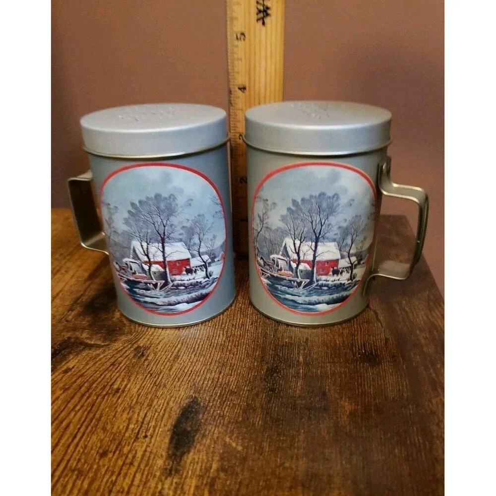 Currier & Ives Salt & Pepper Set Range Top Style Christmas in the Country NOS